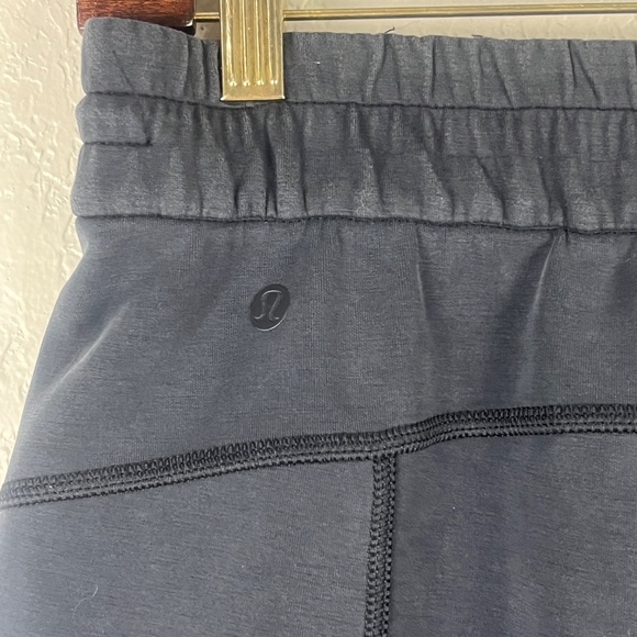 Lululemon Womens Softstreme High Rise Pants Sz 4 Pullstring Black - Picture 8 of 13